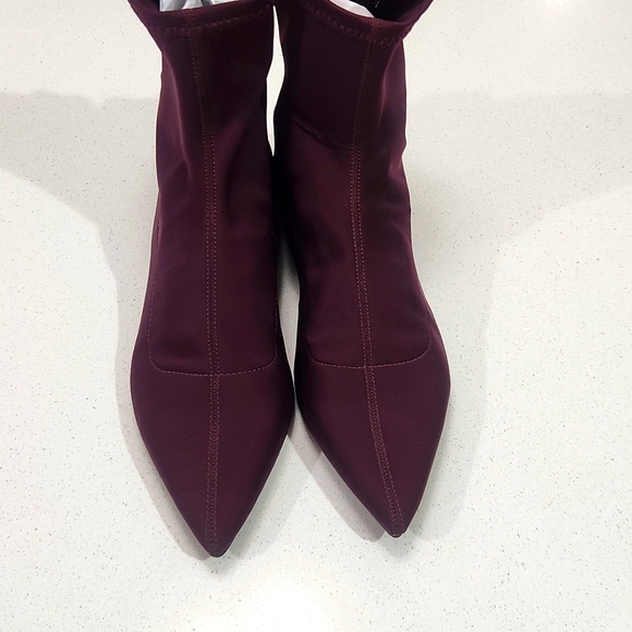 Gorgeous Plum Zara Trafaluc Ankle boots, European size 39 - Picture 4 of 7